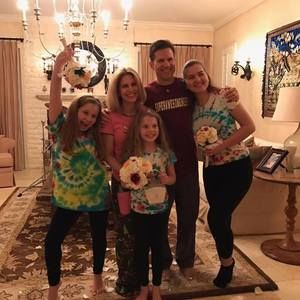 Meet your Posher, Atara